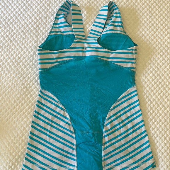 lululemon athletica Run luon tank size 6 - Picture 1 of 4